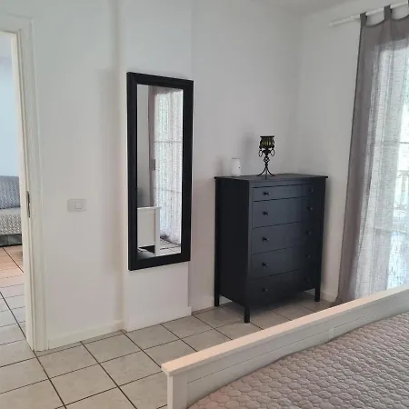 Апартаменты Rocas Del Mar