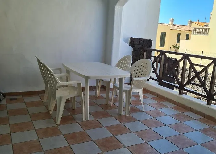 Rocas Del Mar Costa Del Silencio